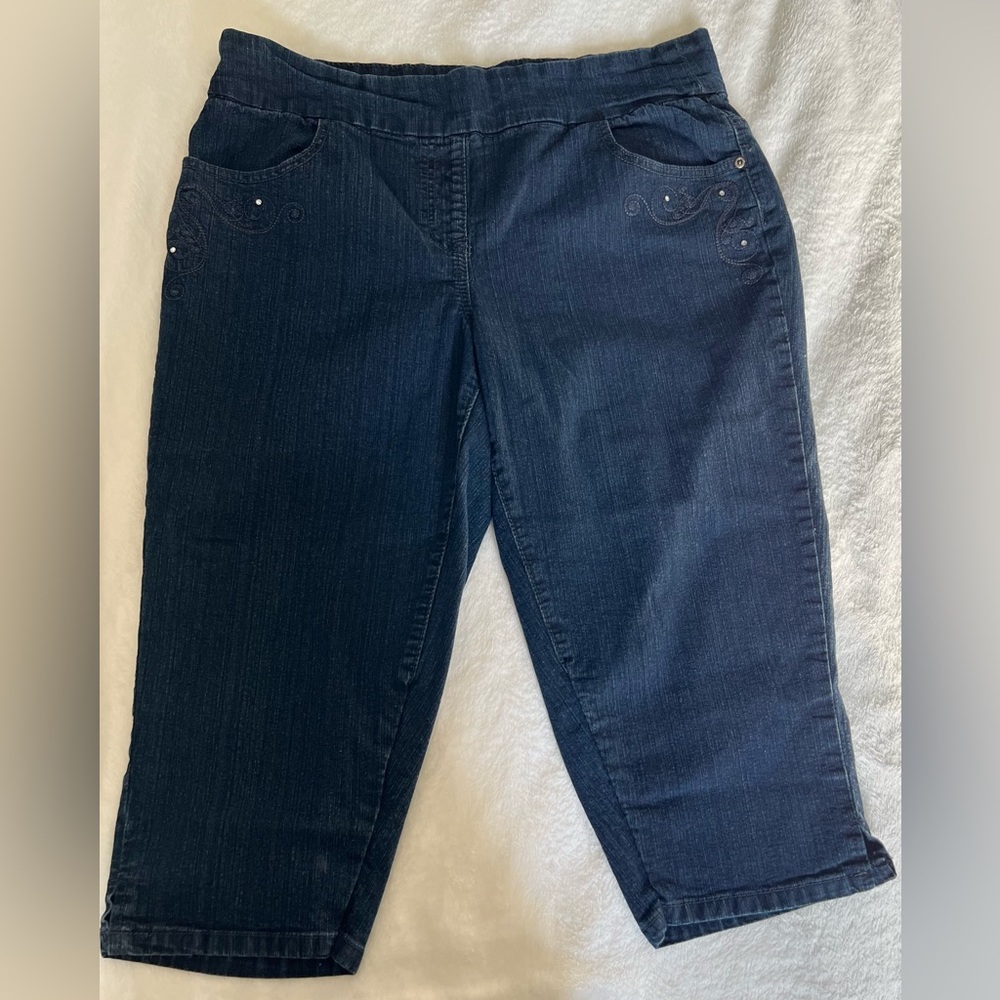 Basic Editions Capri Jeans